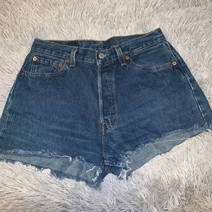 levi’s high waisted denim shorts